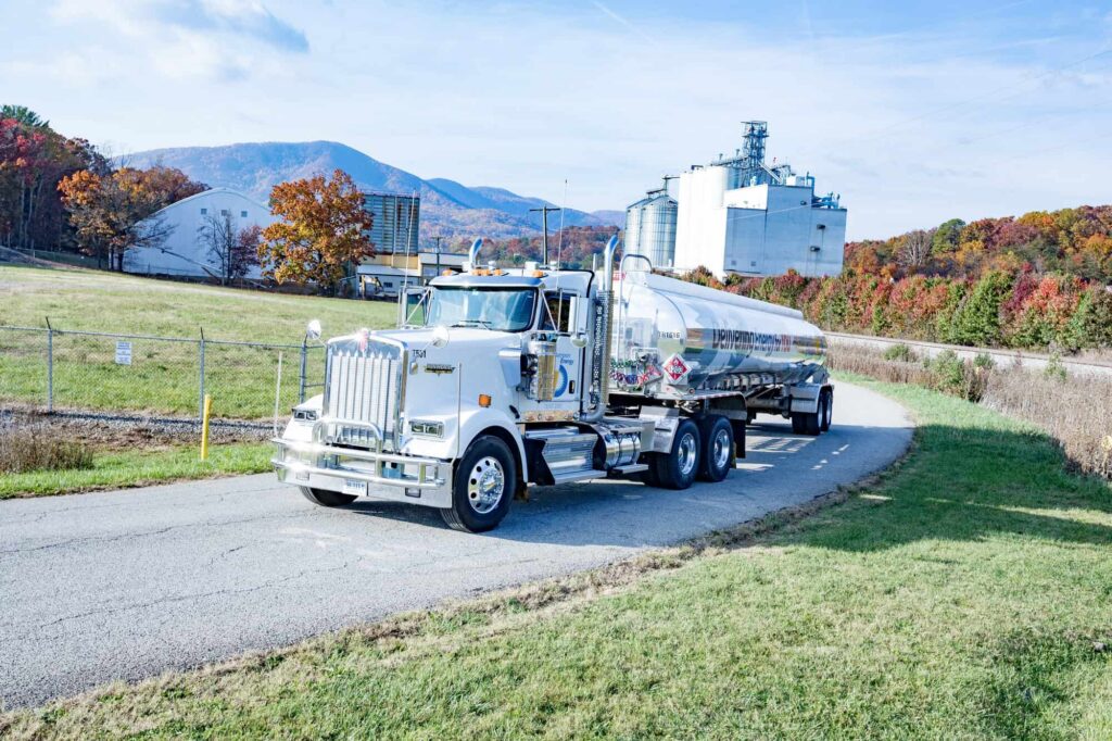Davenport Energy fuel delivery truck serving homes in Virginia